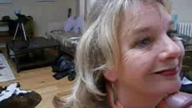 Czerwona siatka pędzi do łóżka z mężem filmy porno za darmo red tube a