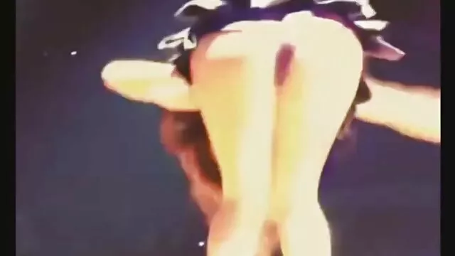 Złapał red tube filmy erotyczne mamę piękną oszałamiającą