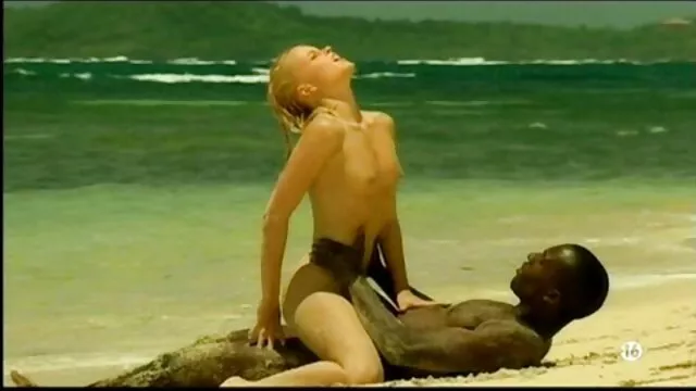 Głupia, piękna dziewczyna, darmowe filmy erotyczne red smark taka