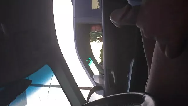 Mężczyzna przyłapał dziewczynę na seksie sex grupowy redtube