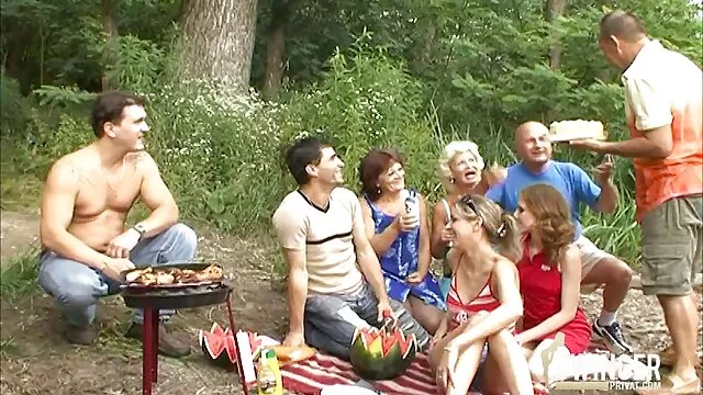 włosy na dupie, aby zadowolić swojego kutasa,, redtube erotyczne