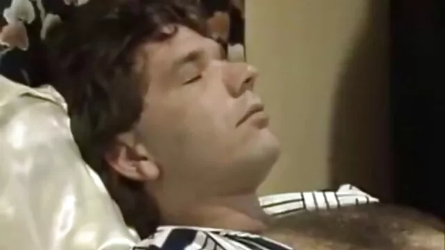 Piękna kobieta pokazuje córce, jak być sex tube darmowe dobrym człowiekiem