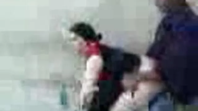 Dziewczyna w pończochach pokazuje swoją cipkę redtube darmowe filmy