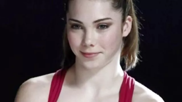 Męska Cipka dziewczyny w darmowe filmy erotyczne red dolnej części ciała, a następnie